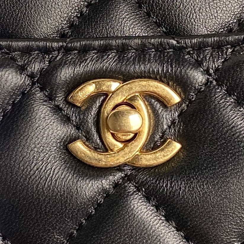 Chanel Maxi Camera Case Lambskin & Gold-Tone Metal Black AS5187 A