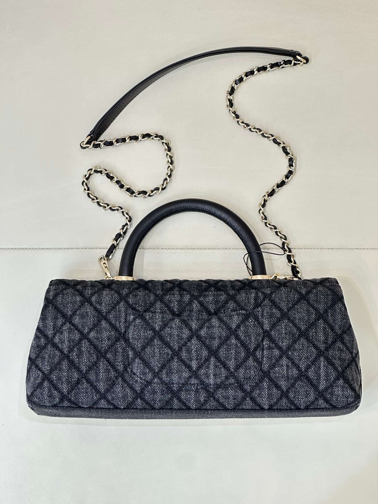 Chanel Maxi Flap Bag with Top Handle Washed Denim& Gold-Tone Metal AS6091 Black TOP