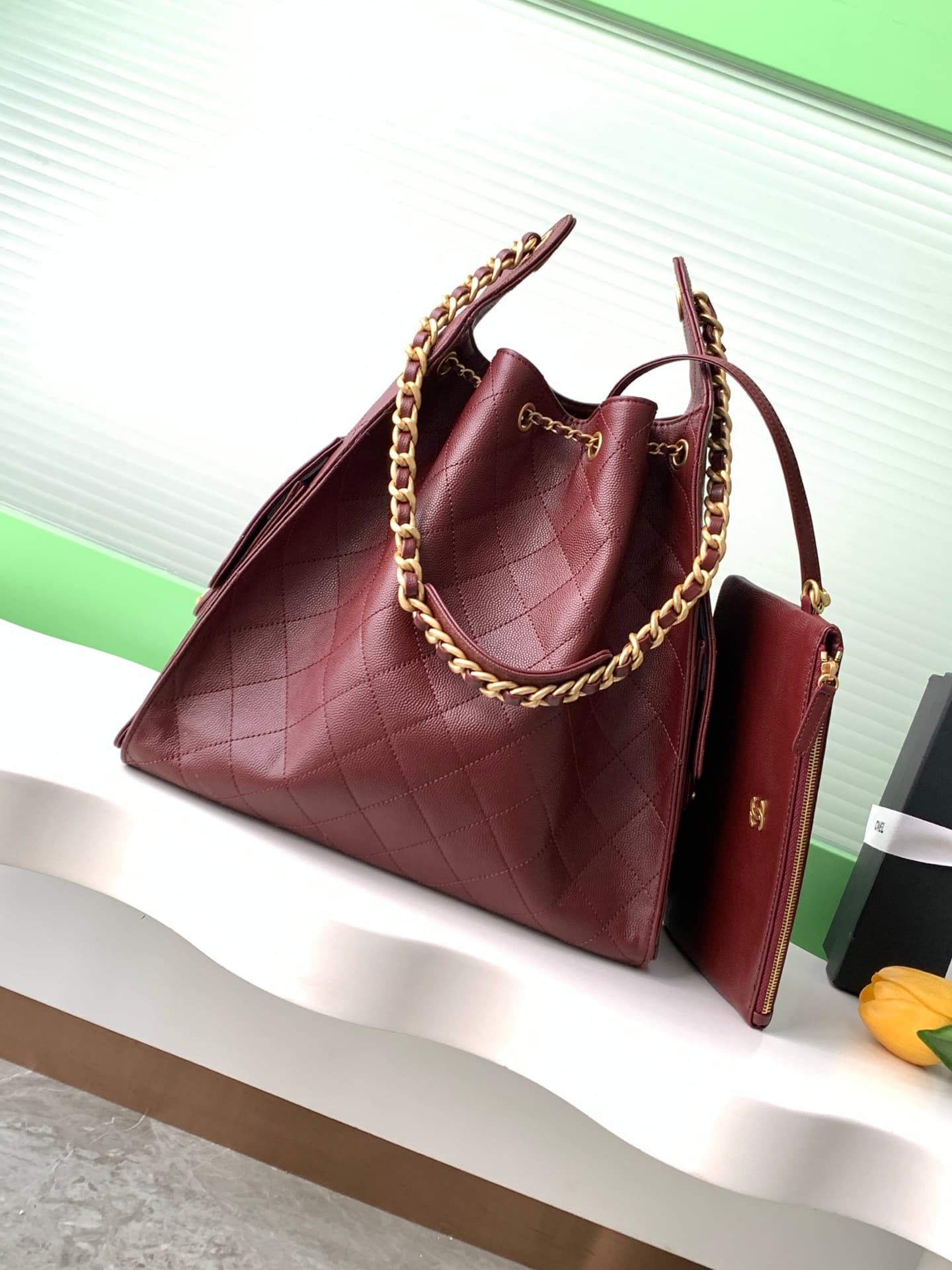 Chanel 25 Medium Hobo Medium handbag AS5311 Grained Calfskin & Gold-tone Metal Burgundy A