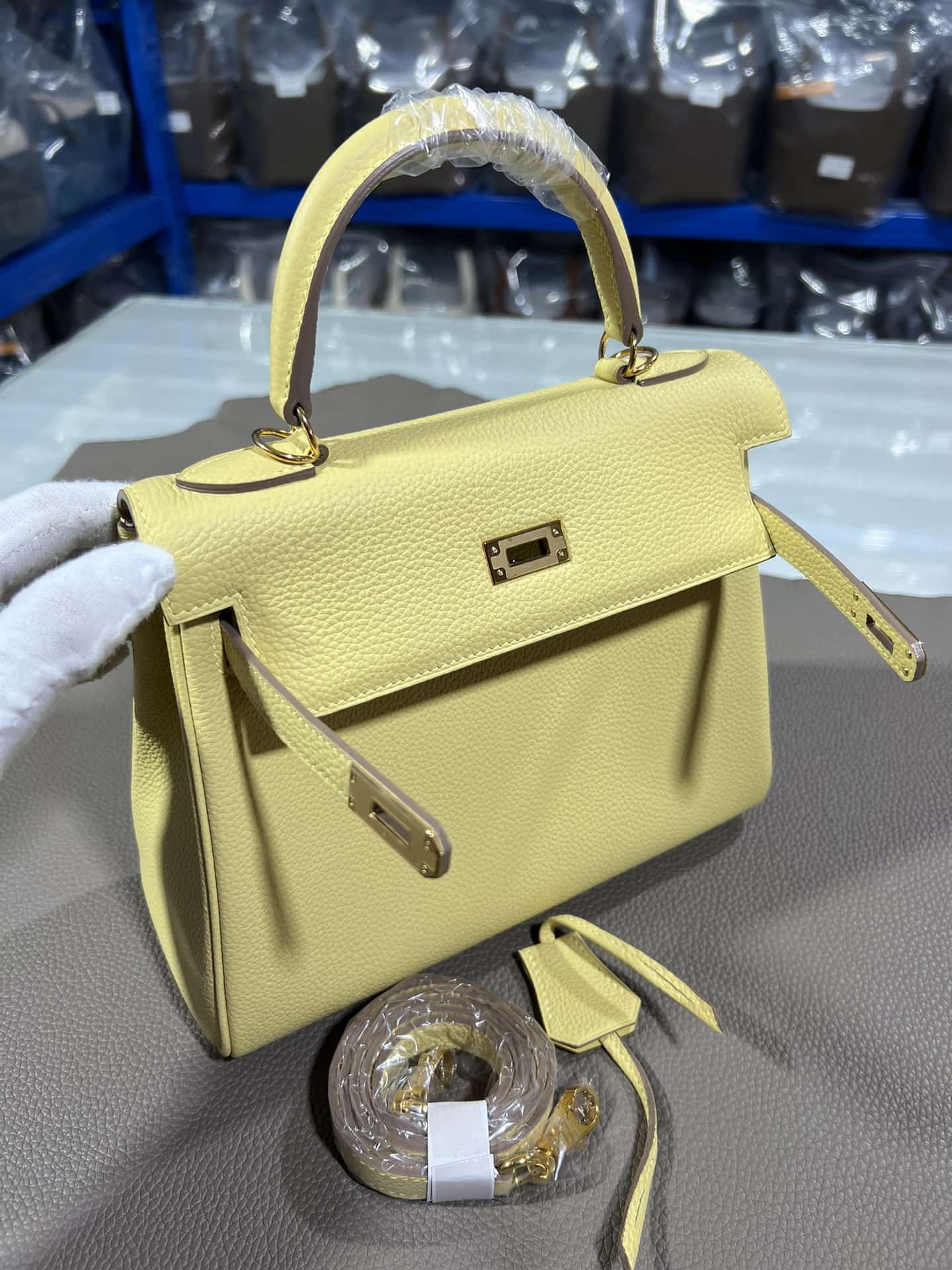 Hermes Kelly 25/28/32cm Retourne Bag Togo Leather In Jaune Poussin WAX High