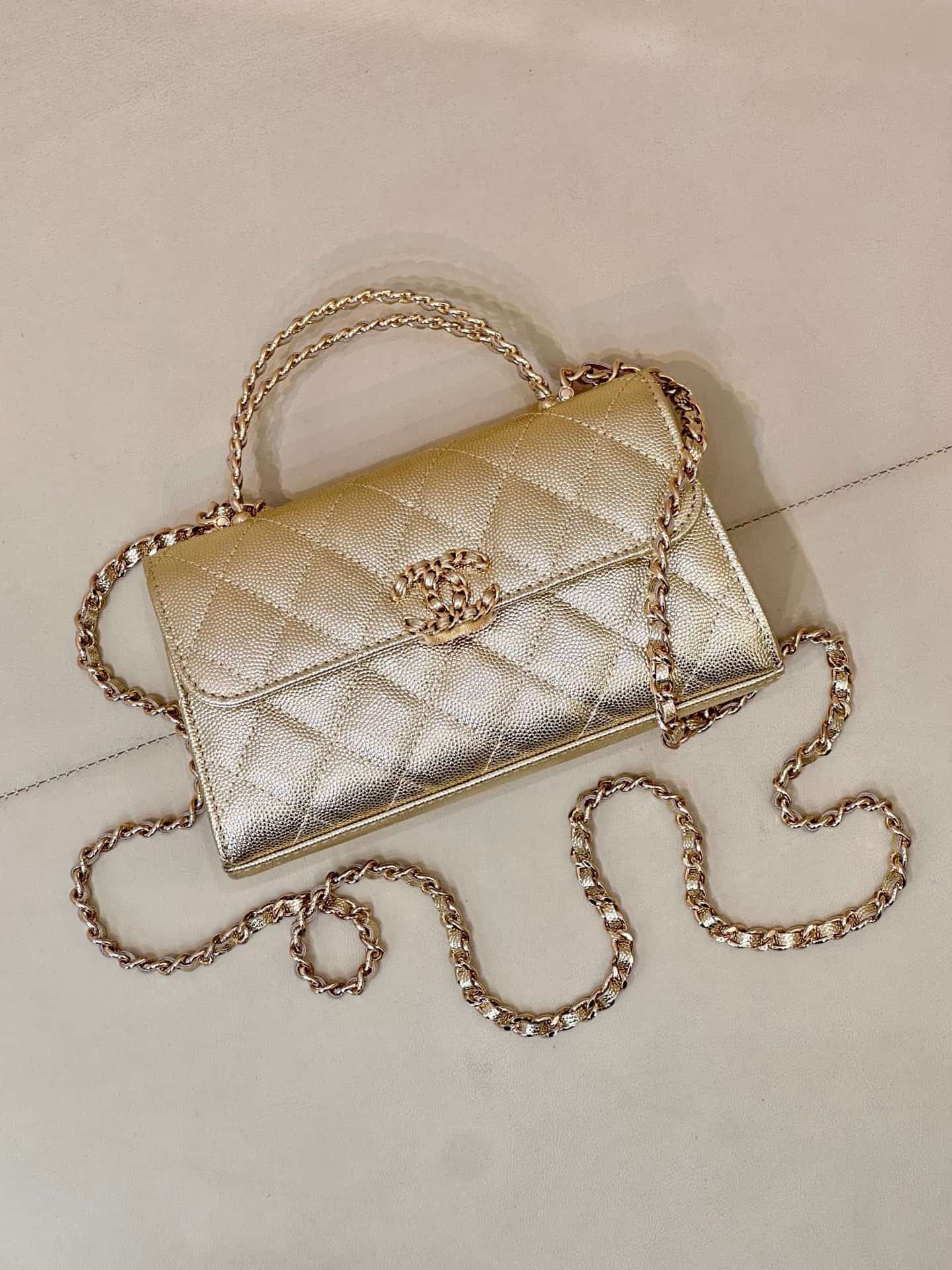 Chanel Clutch with chain Grained Calfskin&Gold-Tone Metal Gold AP3238 TOP