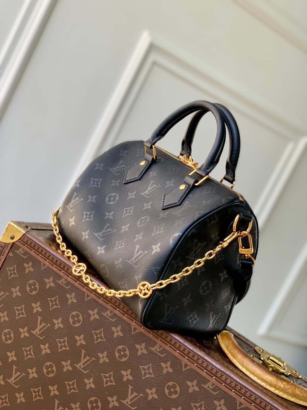 Louis Vuitton Speedy Bandoulière 25 Monogram leather M26486 Black High