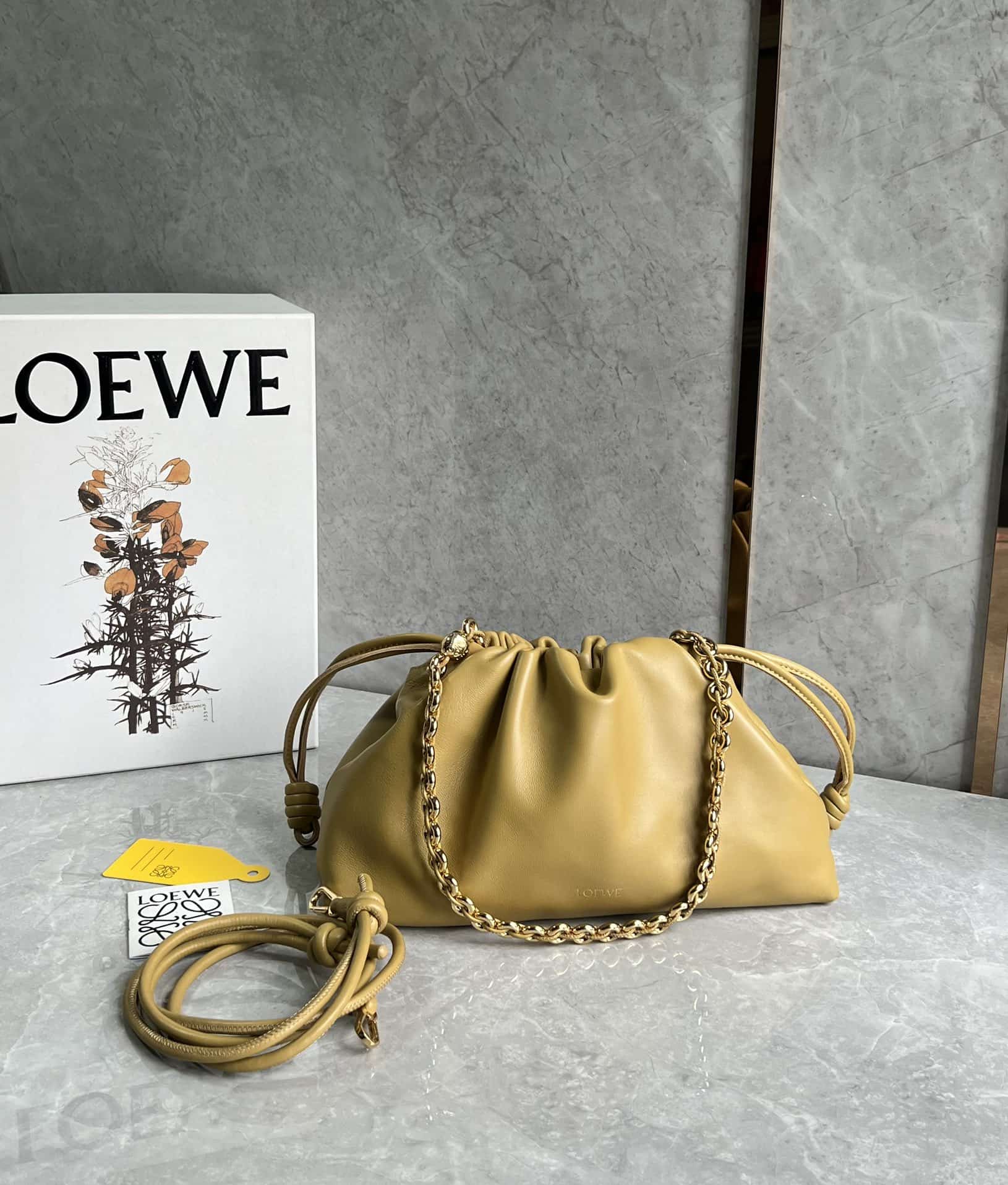Flamenco purse Medium in mellow nappa lambskin High