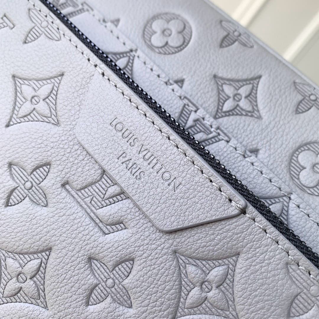 Louis Vuitton Trio Messenger Anthracite Gray Monogram Shadow calfskin leather M27185 High