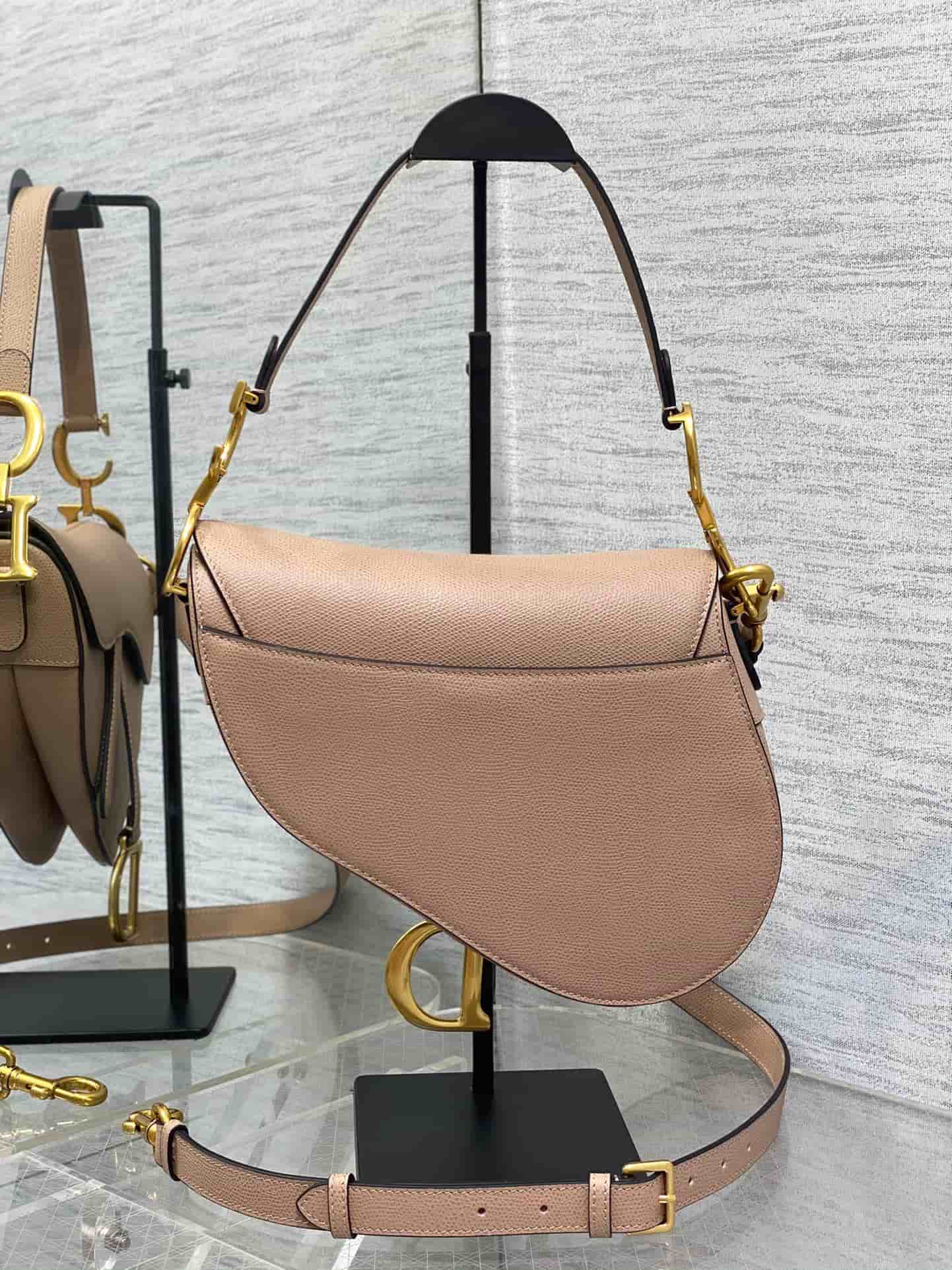 SADDLE BAG Grained Calfskin Beige High