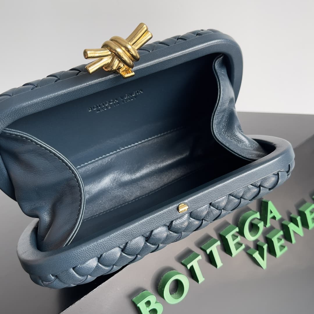 BV Knot Minaudière Clutch Lambskin Top