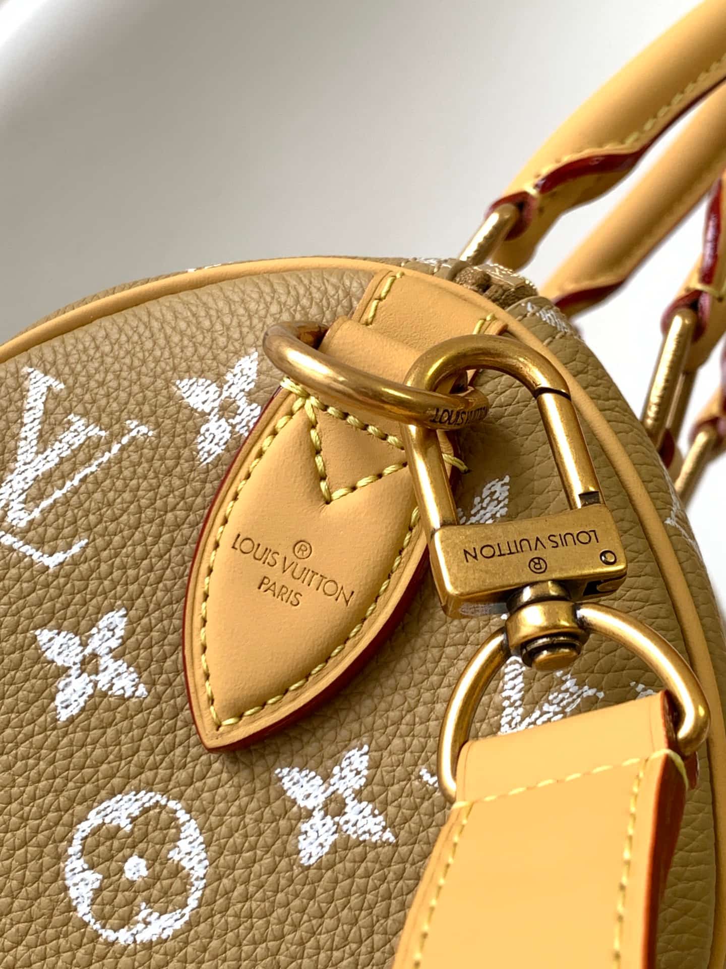 Louis Vuitton Speedy P9 Bandoulière 25 Gold Kinsugi Calf leather M26305 High