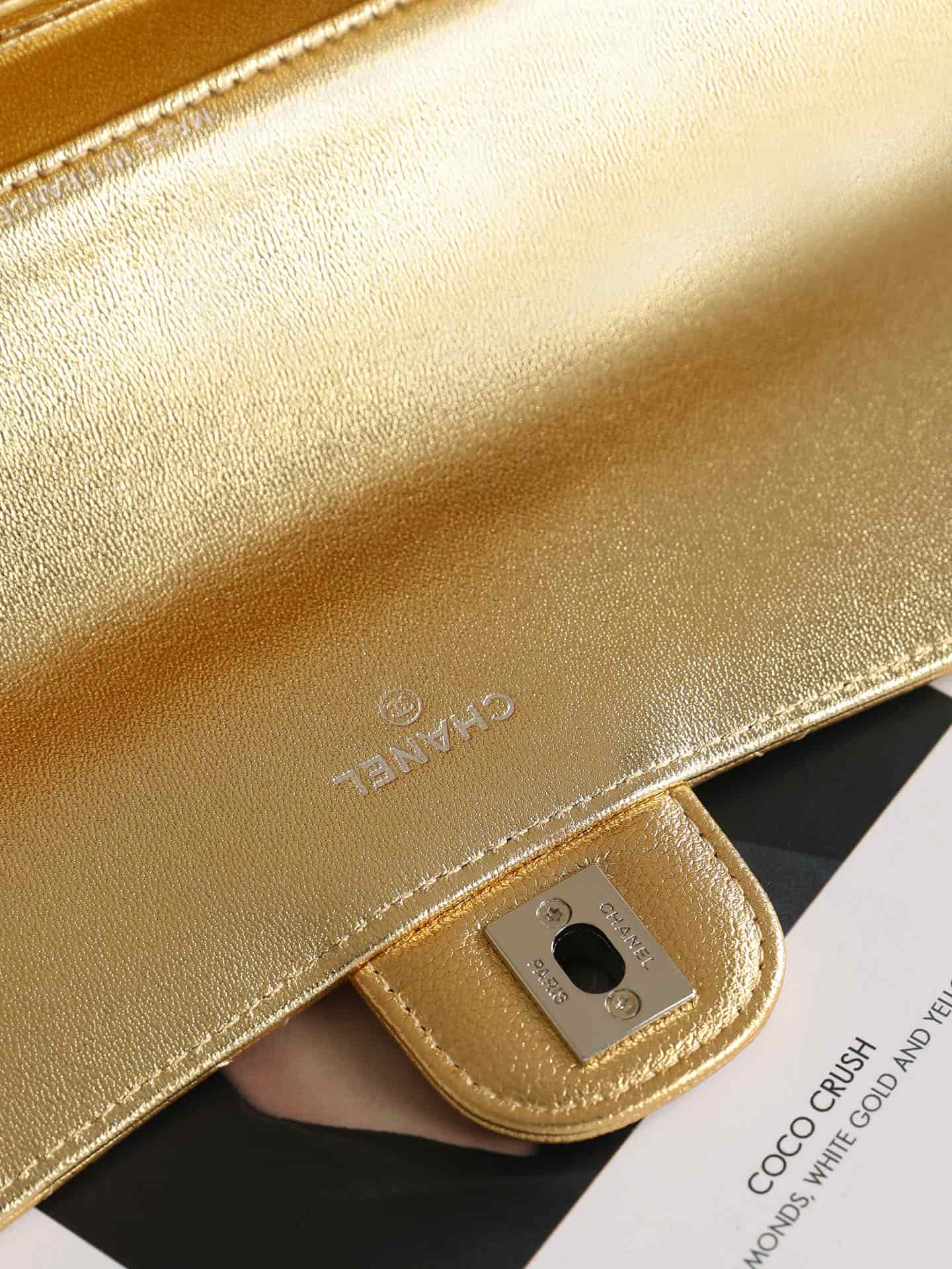 Chanel Clutch with chain Grained Calfskin & Silver-Tone Metal Gold AP5280 A