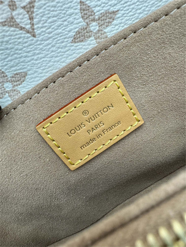 Louis Vuitton POCHETTE MÉTIS EAST WEST Monogram Dune coated canva M46914 Top