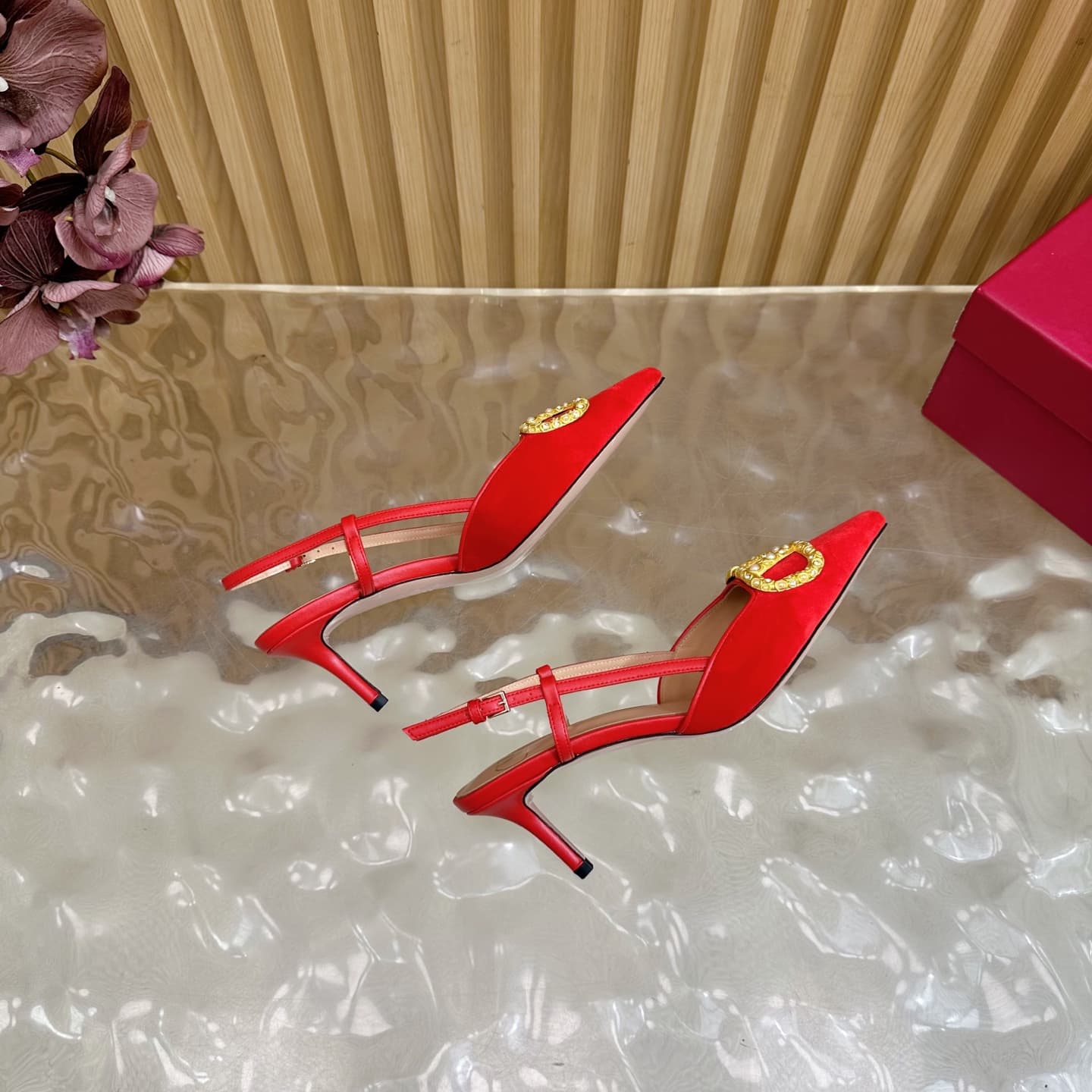 Valentino Vlogo Signature Slingback Pump Shoes 6.5 cm