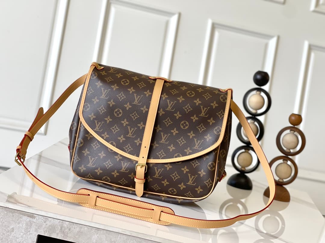 Louis Vuitton Monogram Saumur bag M42254 High