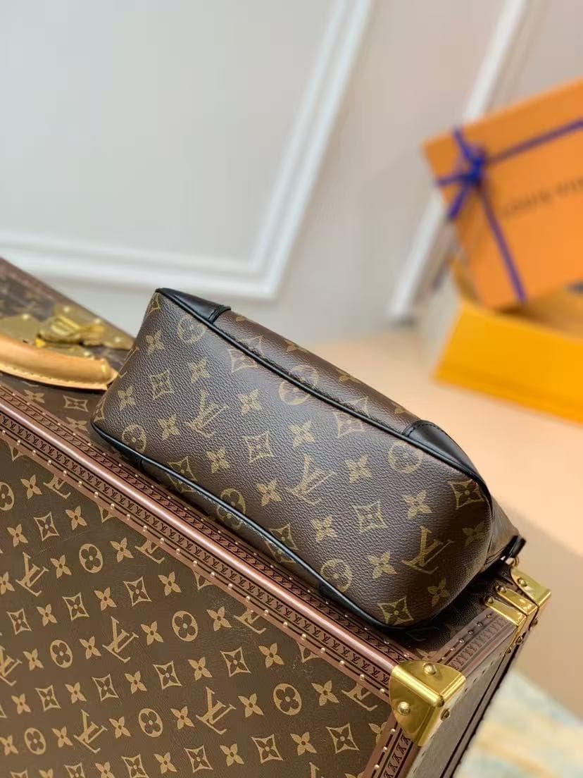 Louis Vuitton Boulogne Monogram coated canvas High