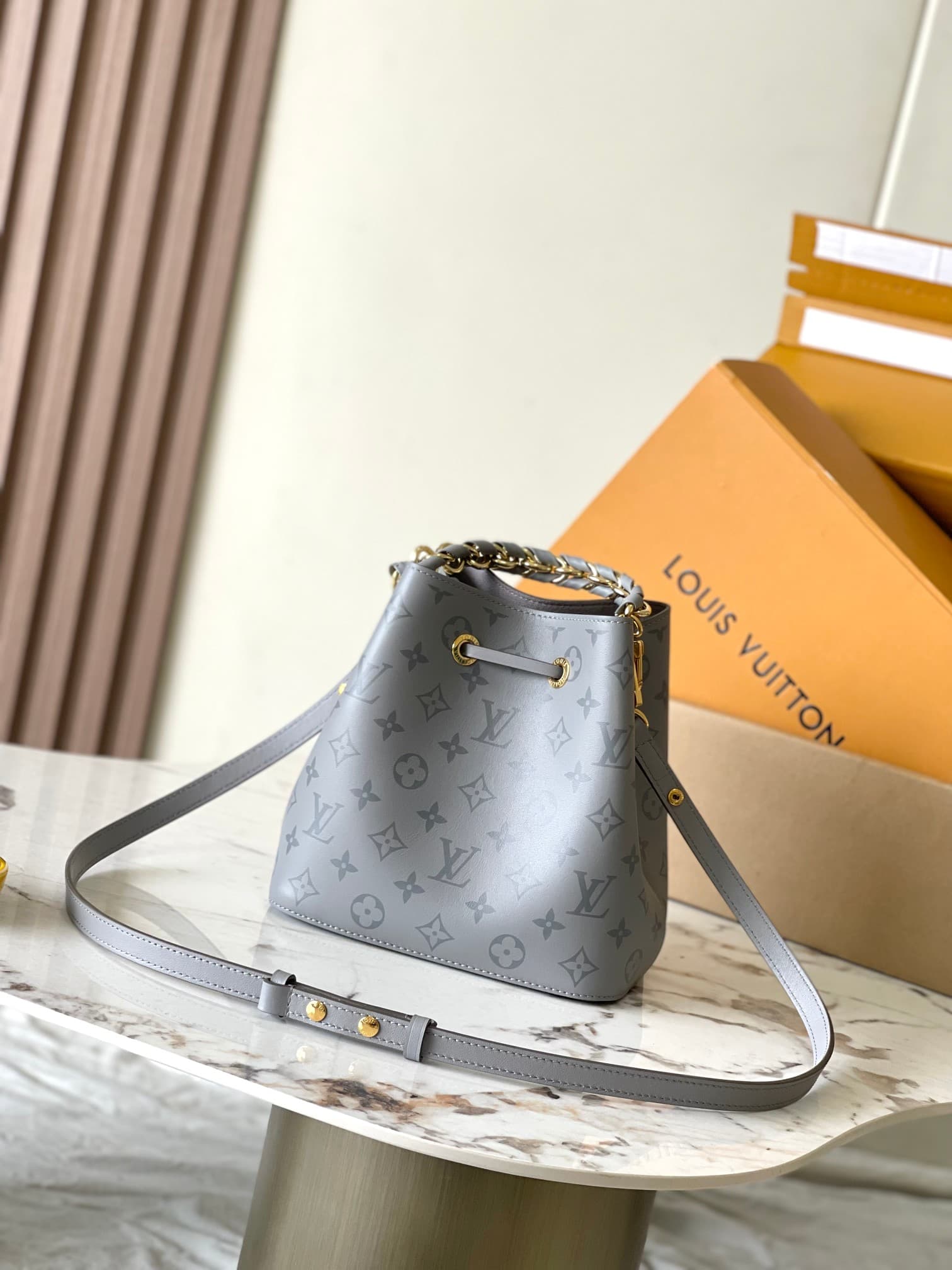Louis Vuitton Néonoé BB Trianon Gray Calfskin leather M12749 TOP