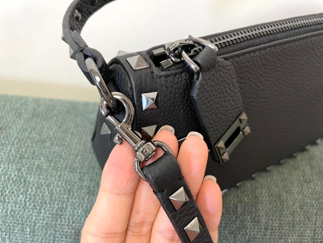 Valentino Garavani Mini Rockstud crossbody bag in Black Grained Calfskin High