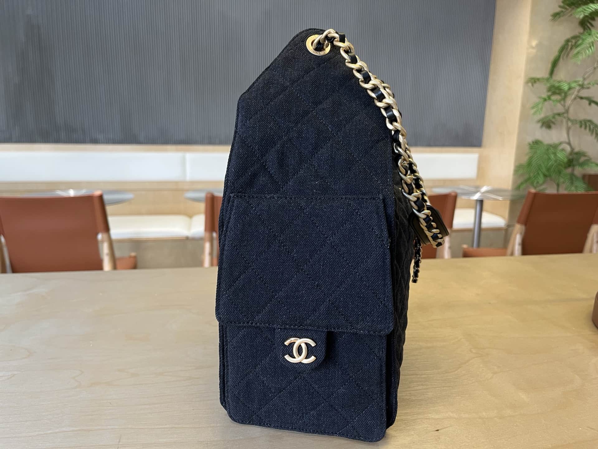 Chanel 25 Medium Hobo Medium handbag AS5311 Denim & Gold-tone Metal Black A