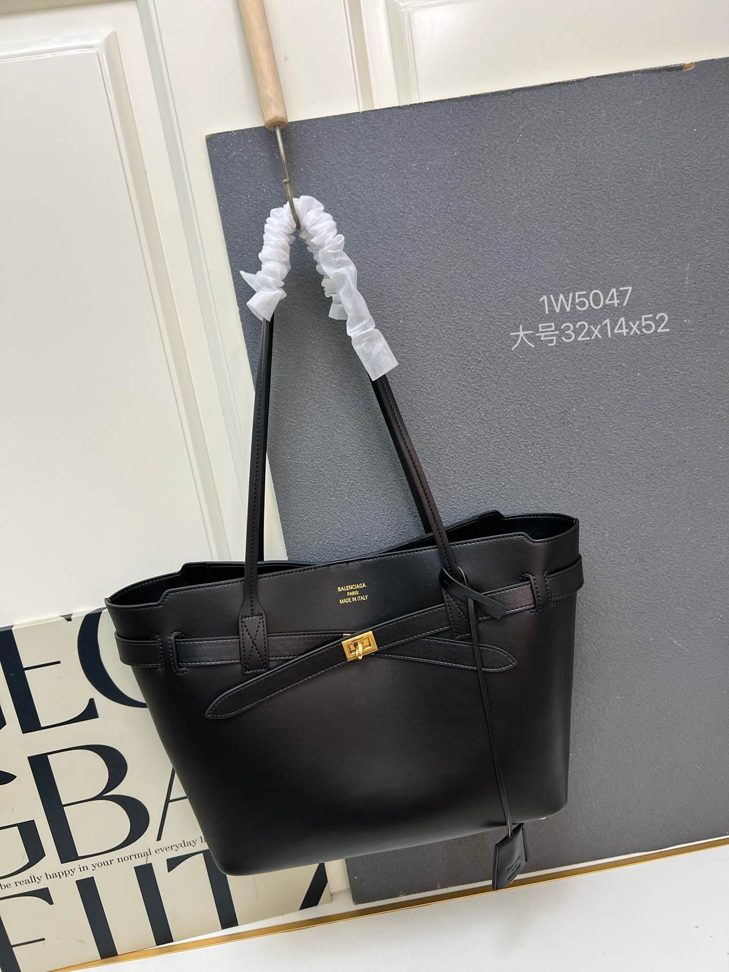 Balenciaga Bel Air Tote Bag Large in black smooth calfskin gold hardware 1W5047 High