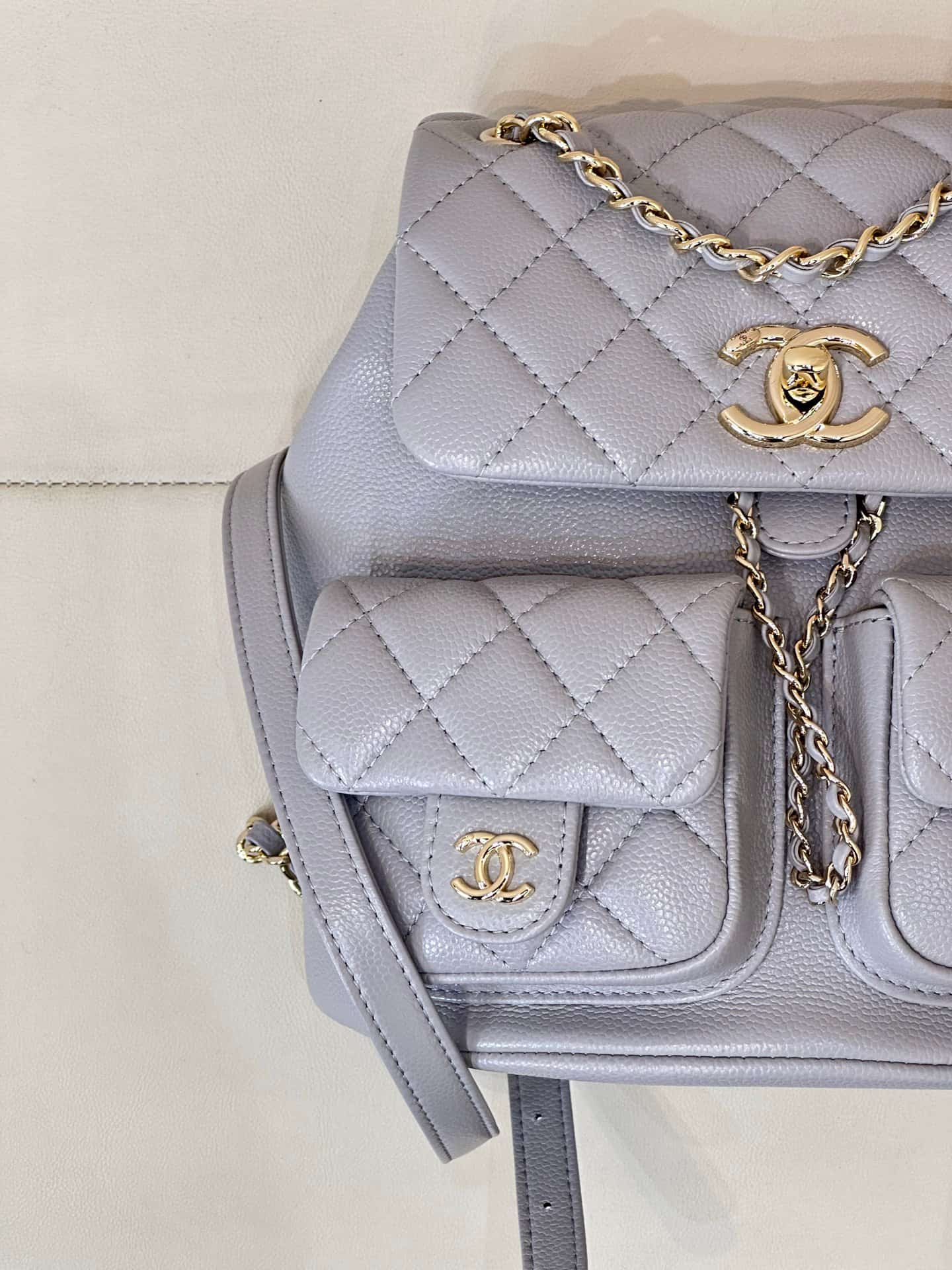 Chanel BACKPACK AS3860 Grained Shiny Calfskin & Gold-Tone Metal Grey TOP