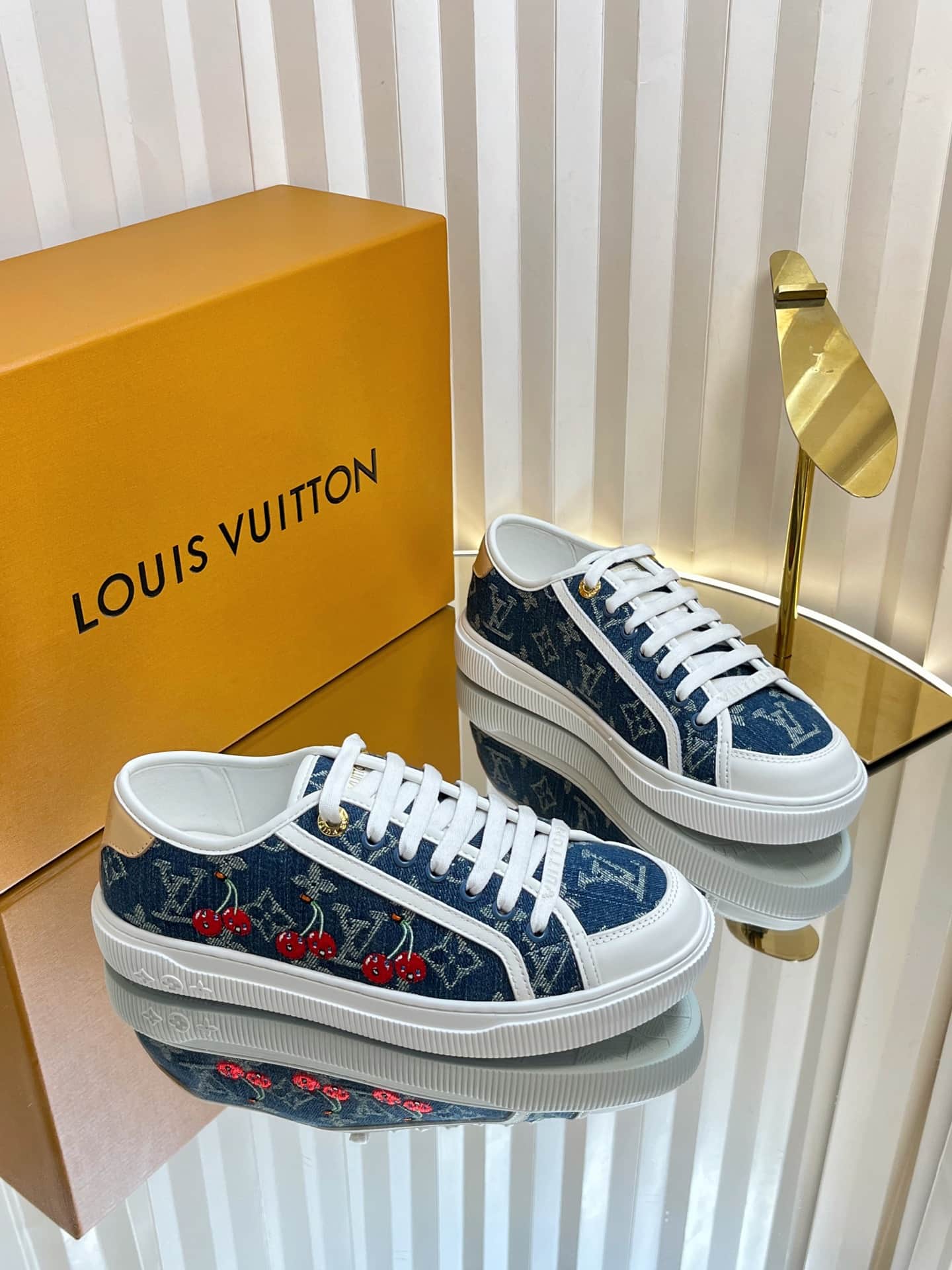 Louis Vuitton x TM Lagoon Sneaker shoes Women