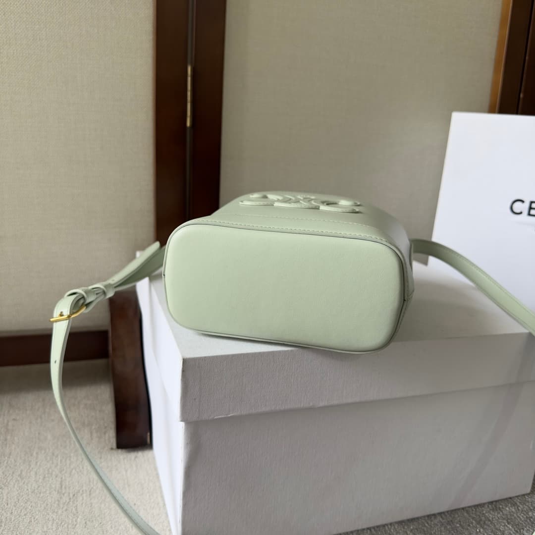 CELINE Small Bucket Bag in Jade Smooth Calfskin Leather High