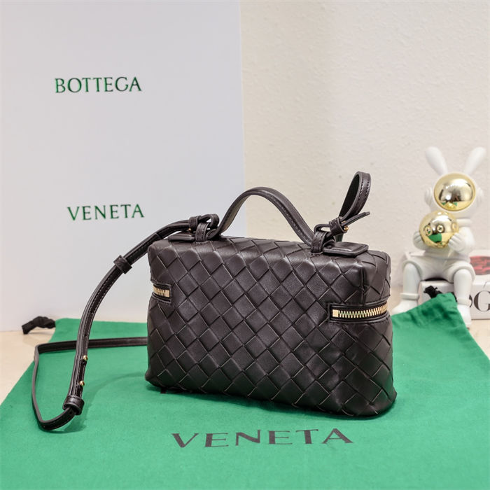 BV Bang Bang Vanity mini intrecciato leather High