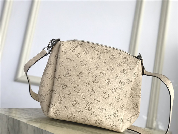 Louis Vuitton BABYLONE CHAIN BB Mahina Cream High