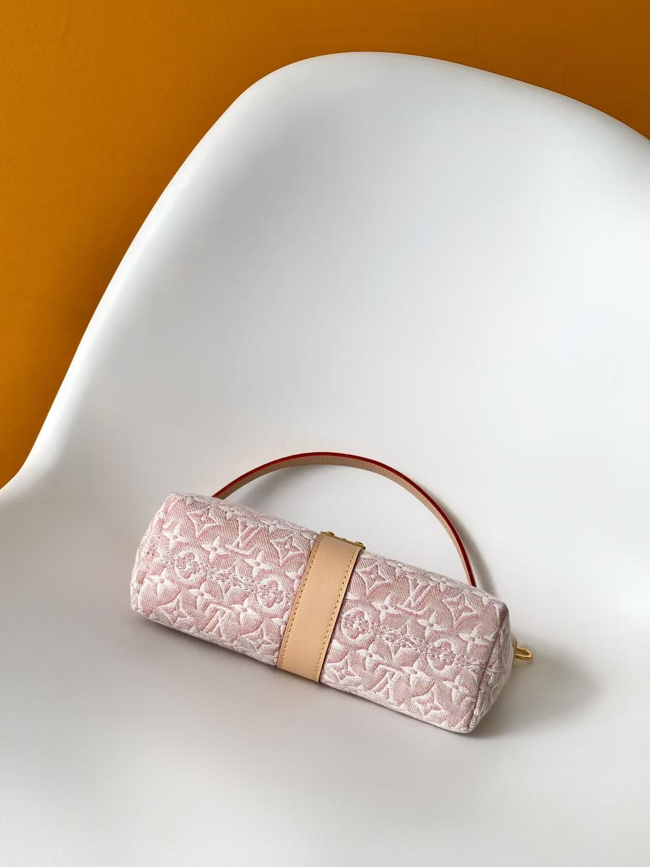 Louis Vuitton Pochette Mia Pouch Monogram Emblème Rose Ribbon Pink M2A382 High