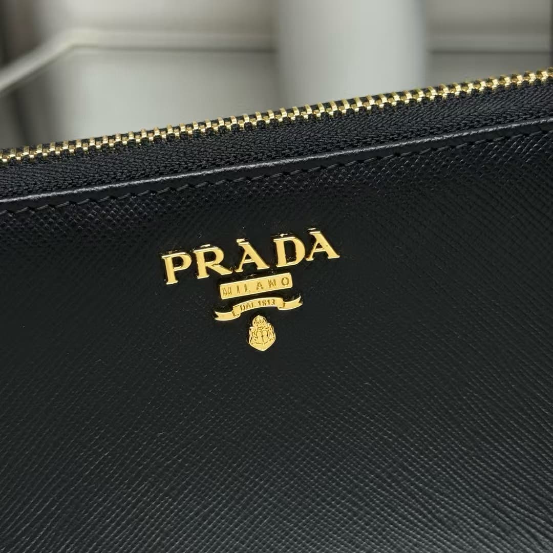 Prada Zipped Wallet In Black Saffiano Leather High