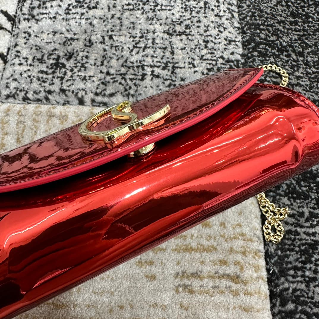 Christian Louboutin Loubi54 patent leather shoulder bag in red High