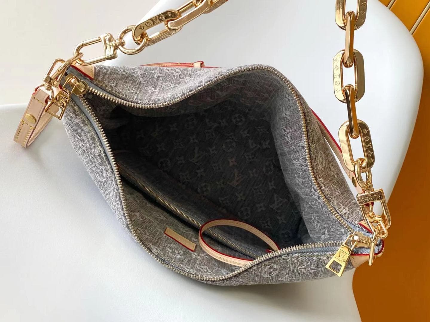 Louis Vuitton Coussin Hobo MM Washed Gray GOTS Cotton M13390 High