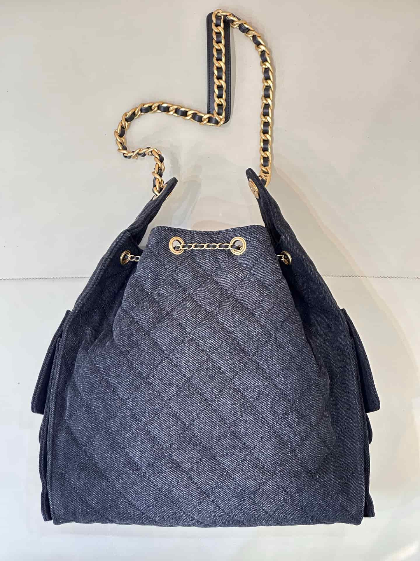 Chanel 25 Medium Hobo handbag AS5311 Denim &Gold-tone Metal Black TOP