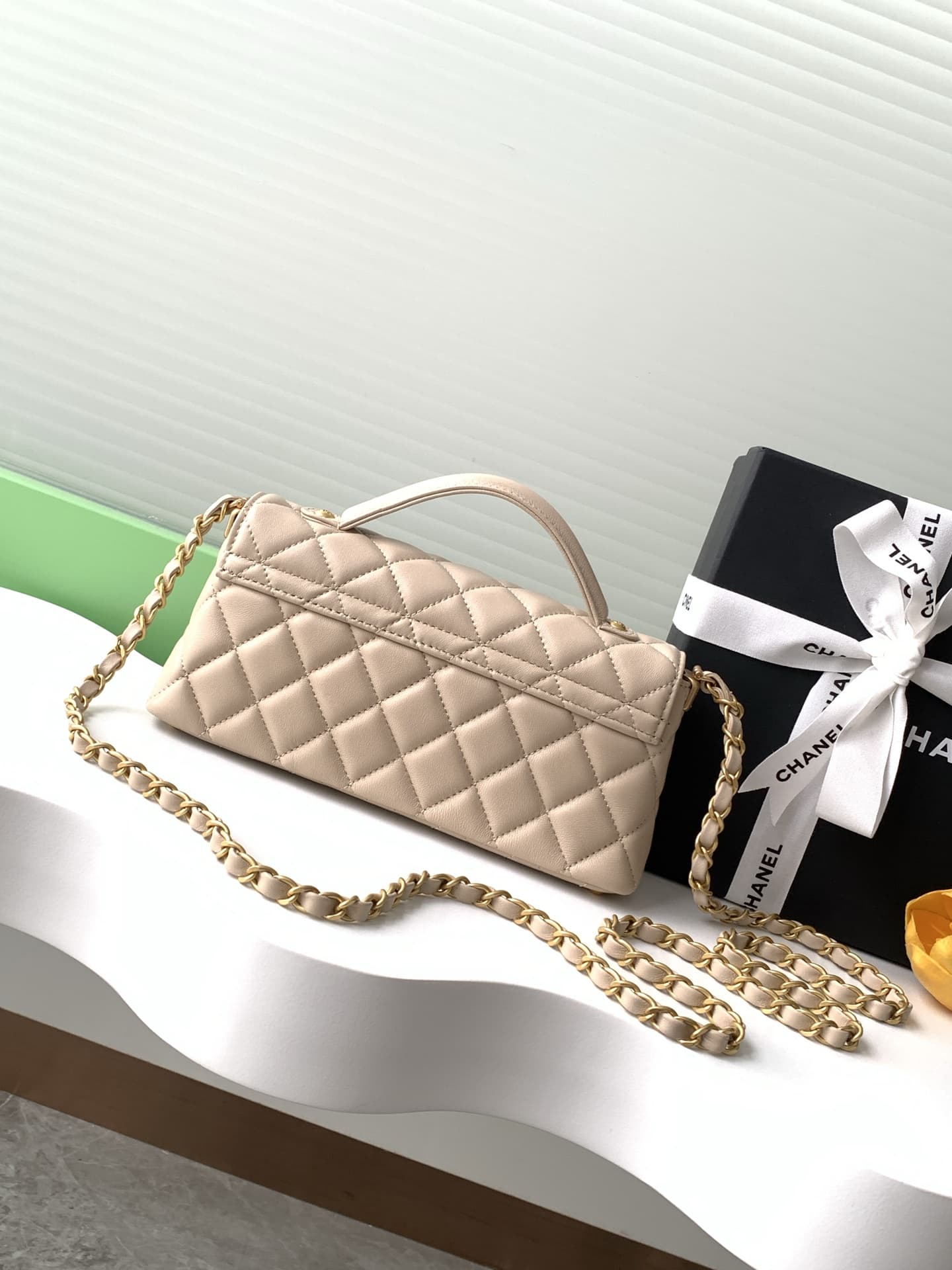 Mini FLAP BAG WITH TOP HANDLE Lambskin Gold-Metal AS5354 Beige A