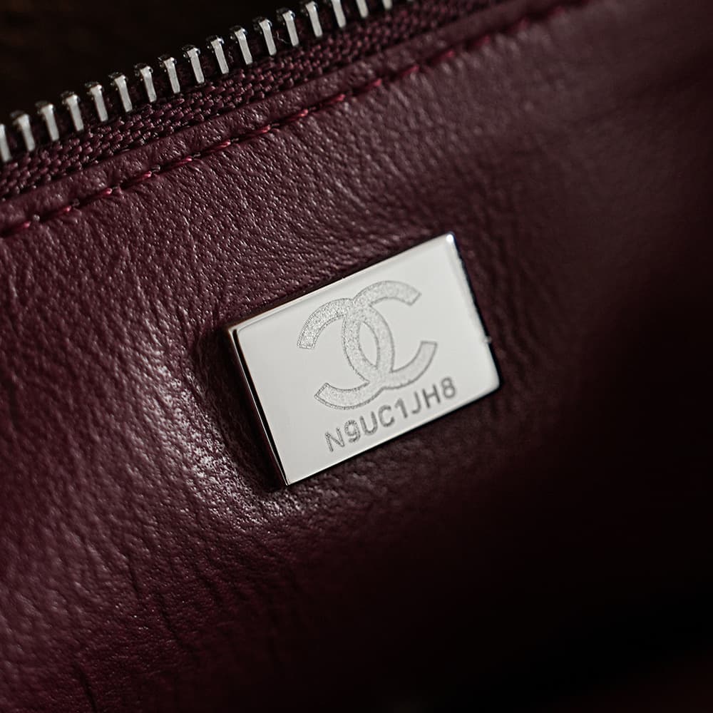 Chanel Maxi Flapbag Grained Calfskin & Silver-Tone Metal Caramel AS6231 A