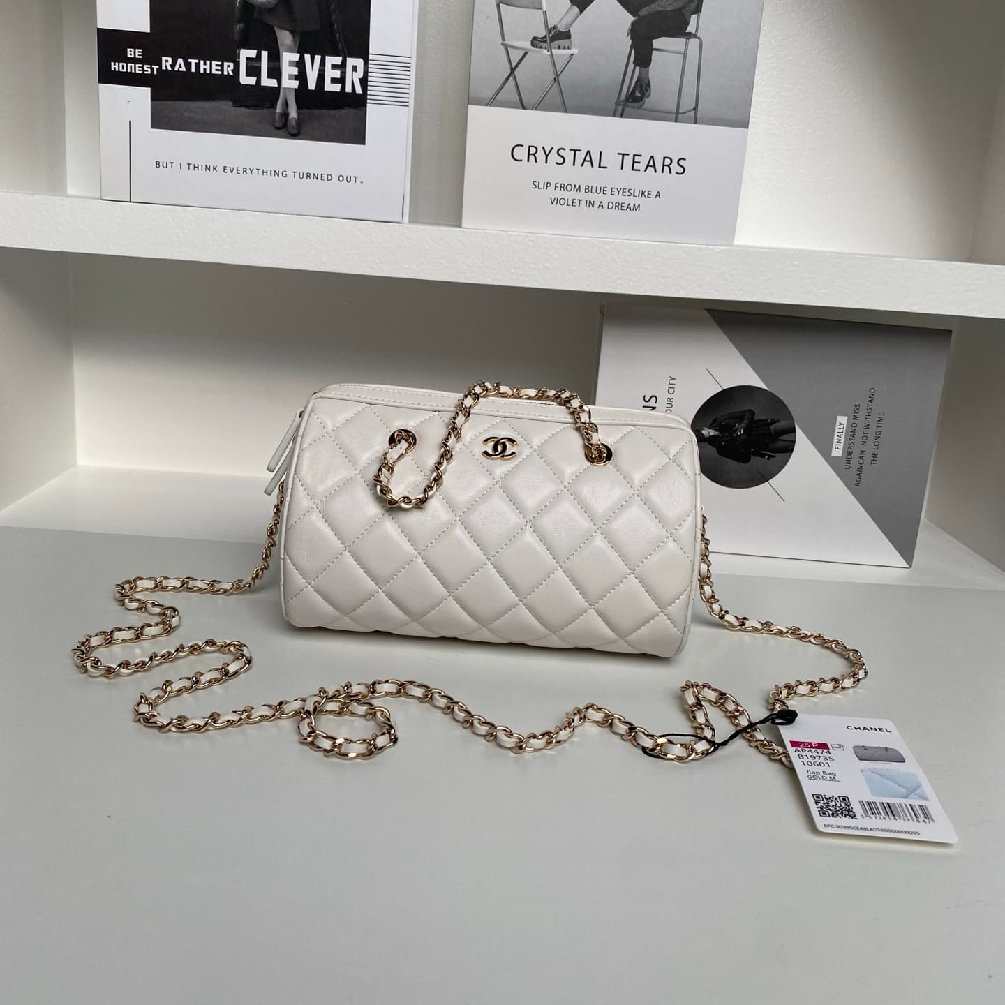 Chanel Classic Clutch with Chain Lambskin & Gold-Tone Metal White AP4474 High