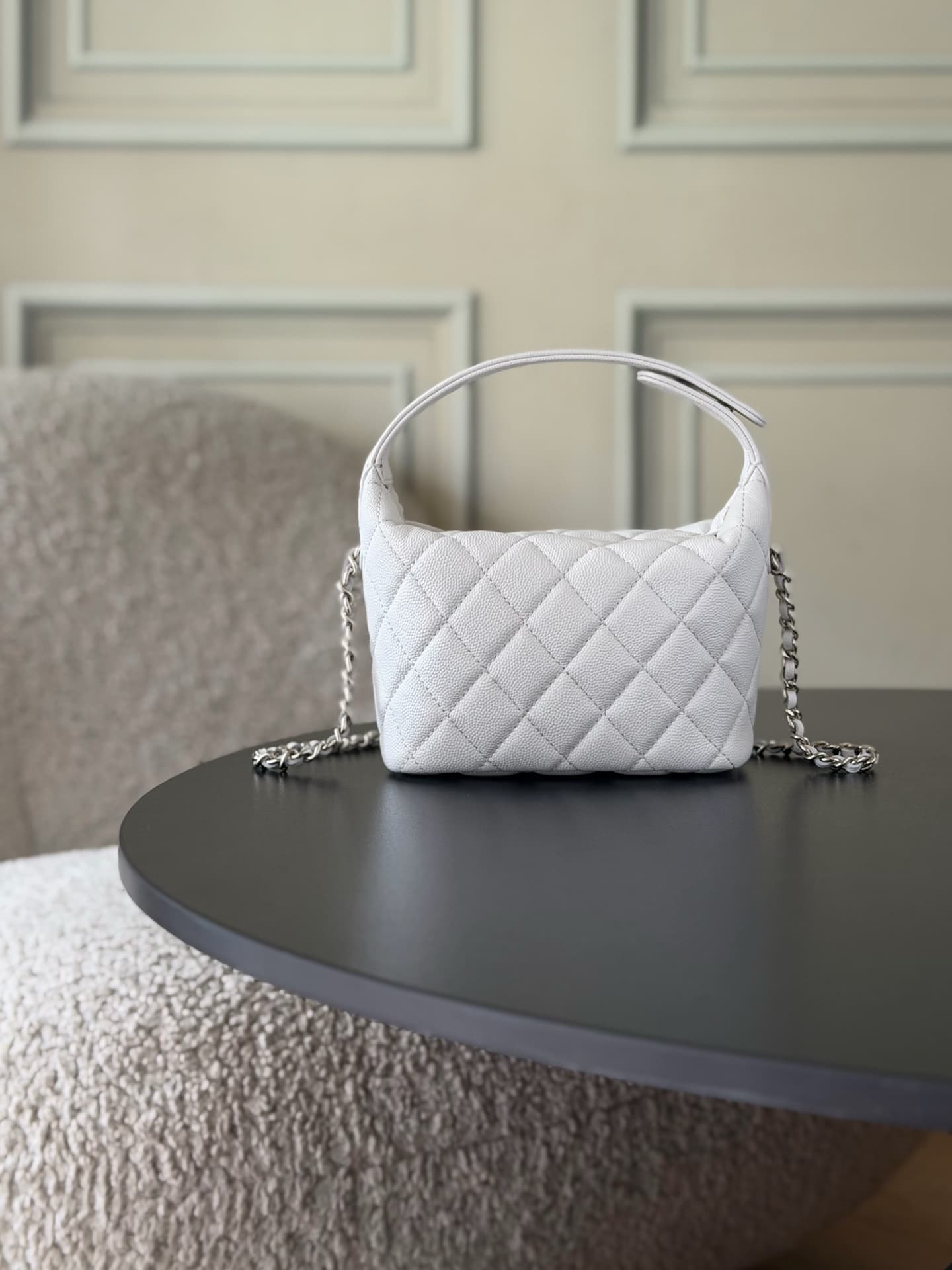 Chanel 25B hobo bag Caviar Calfskin& Gold-Tone Metal AP3387 White A