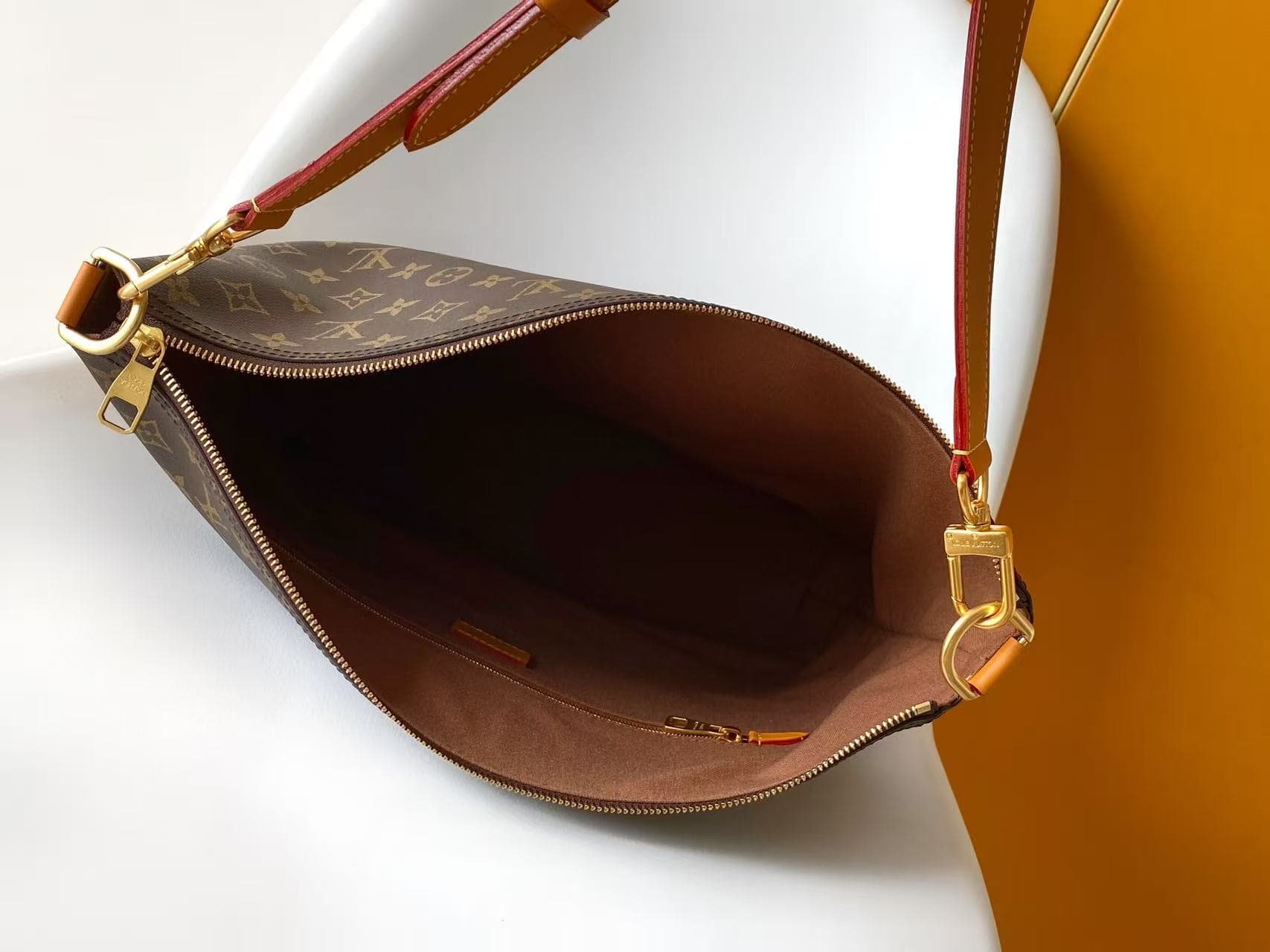 Louis Vuitton Vagabond Hobo PM Monogram Archive coated canvas M29596 High