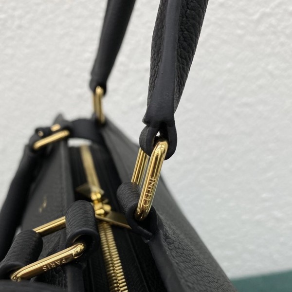 Celine Medium Cabas De France Bag In Black Leather High