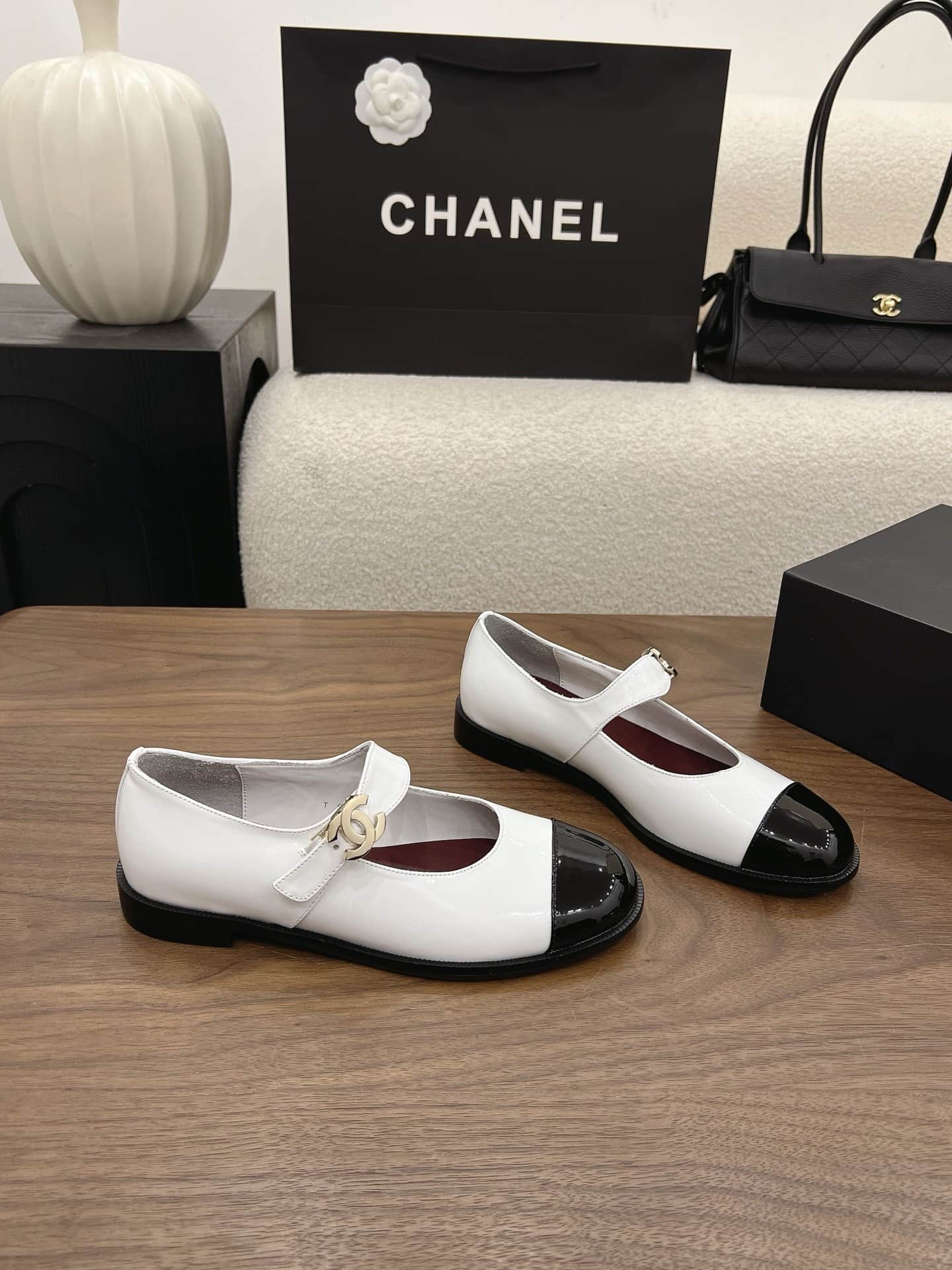 Chanel Mary Jane Flats Shoes Women