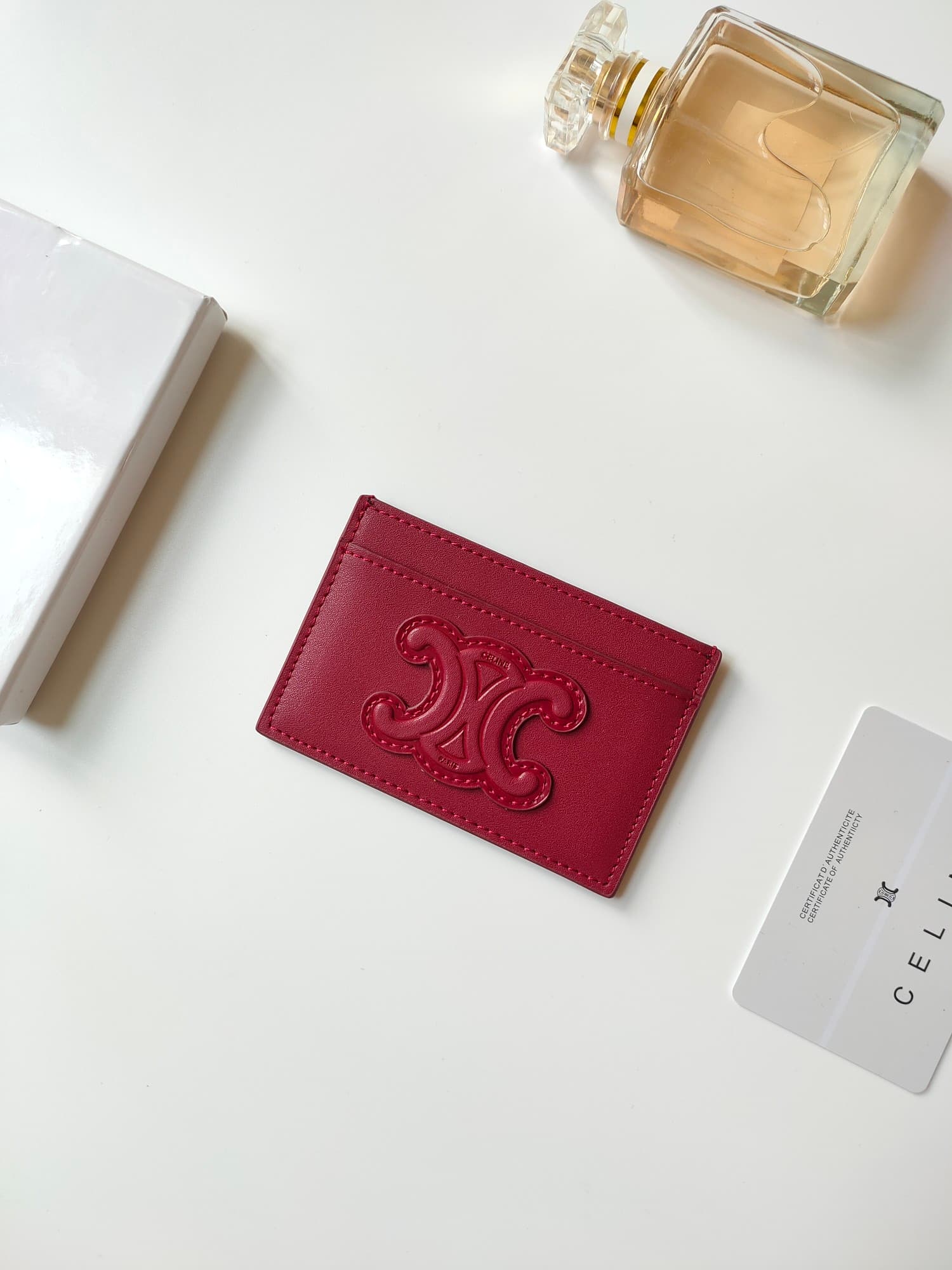Celine Triomphe card holder in red shiny calfskin leather 10B703 High