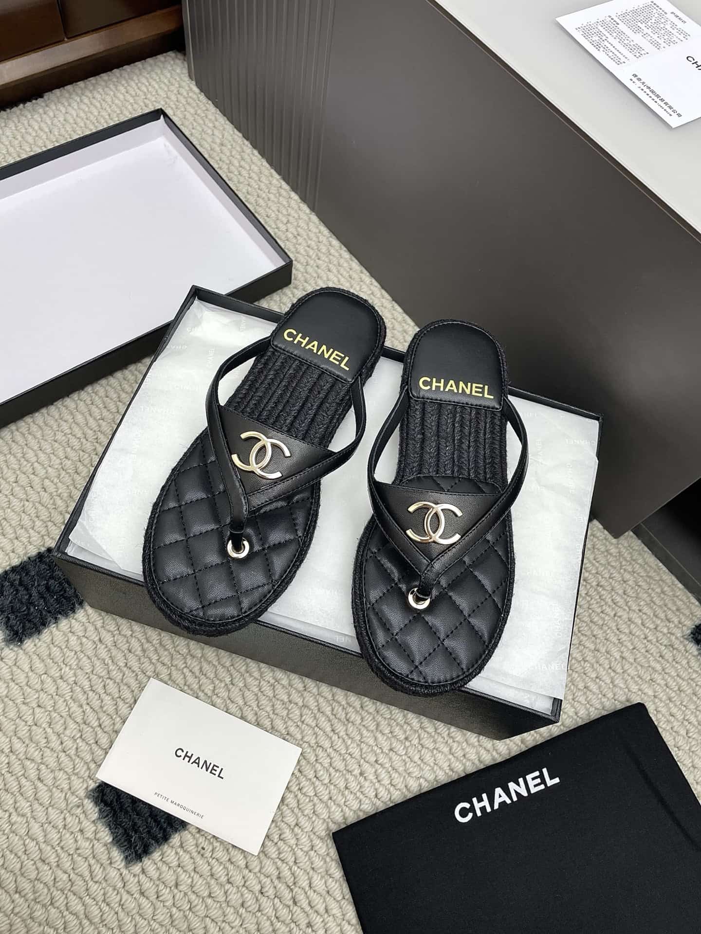 Chanel Pool Thong mules Women