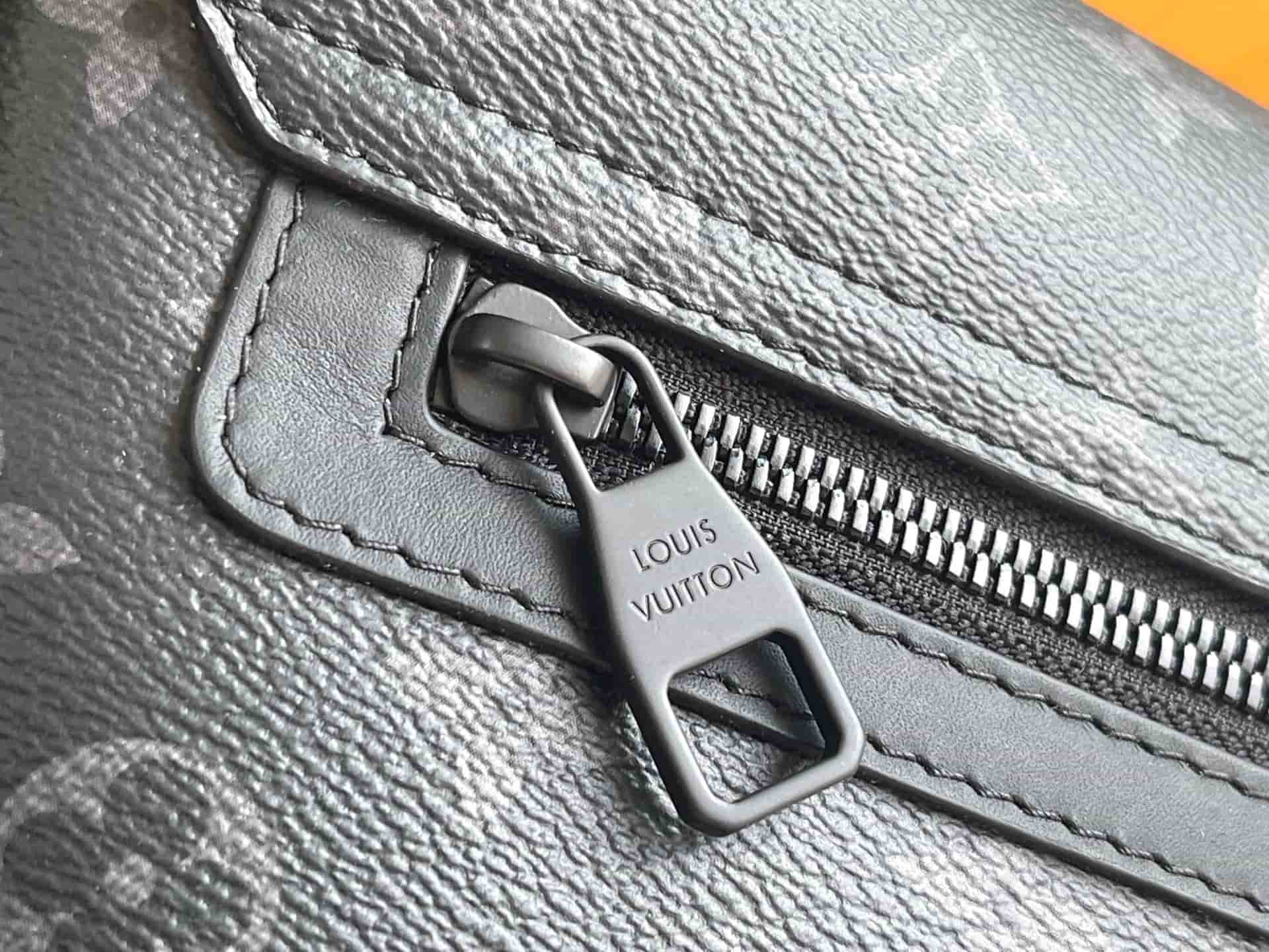 Louis Vuitton S-Cape Messenger Monogram Eclipse canvas M46794 TOP