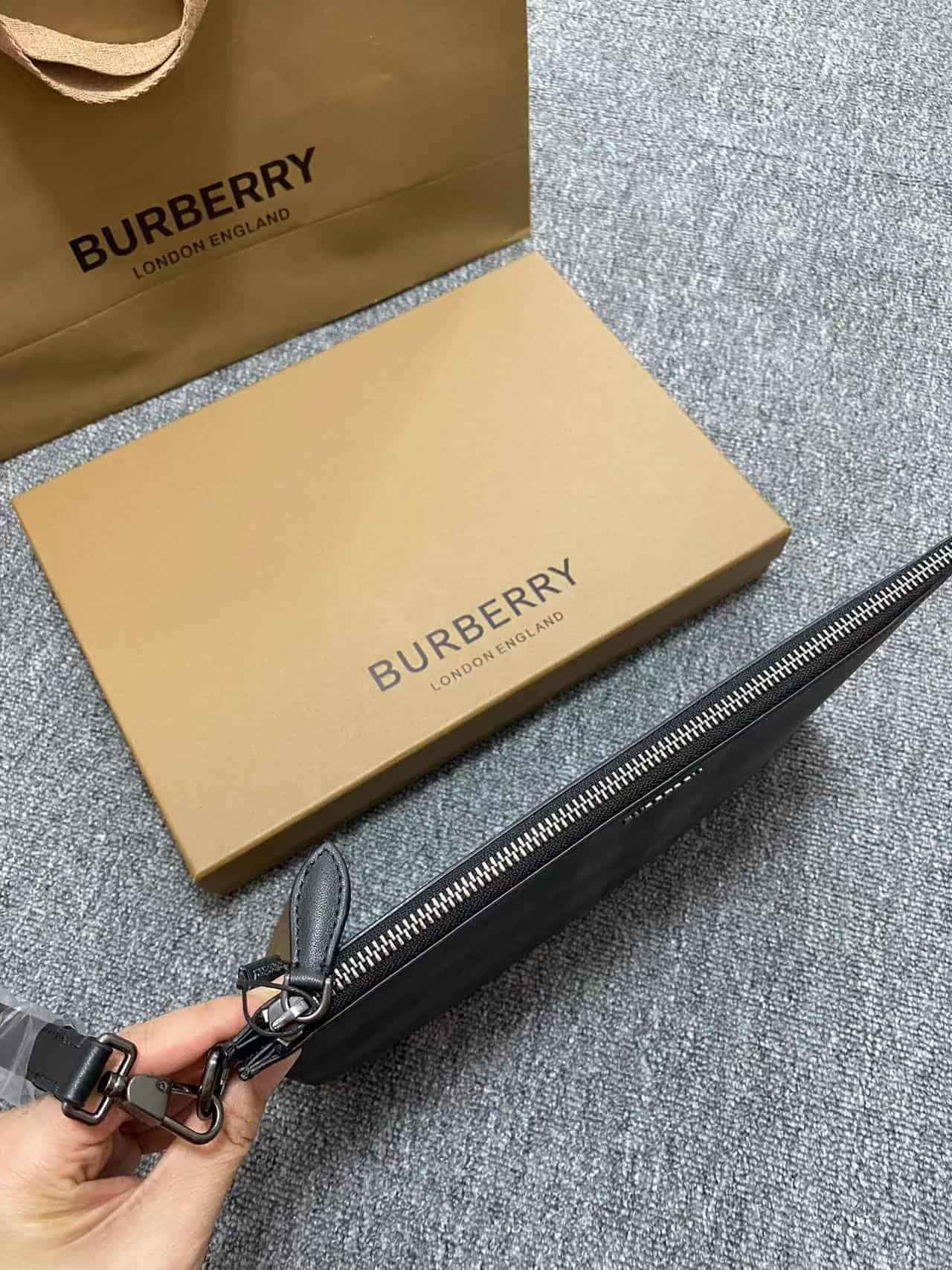 Burberry Check-print Clutch Bag High