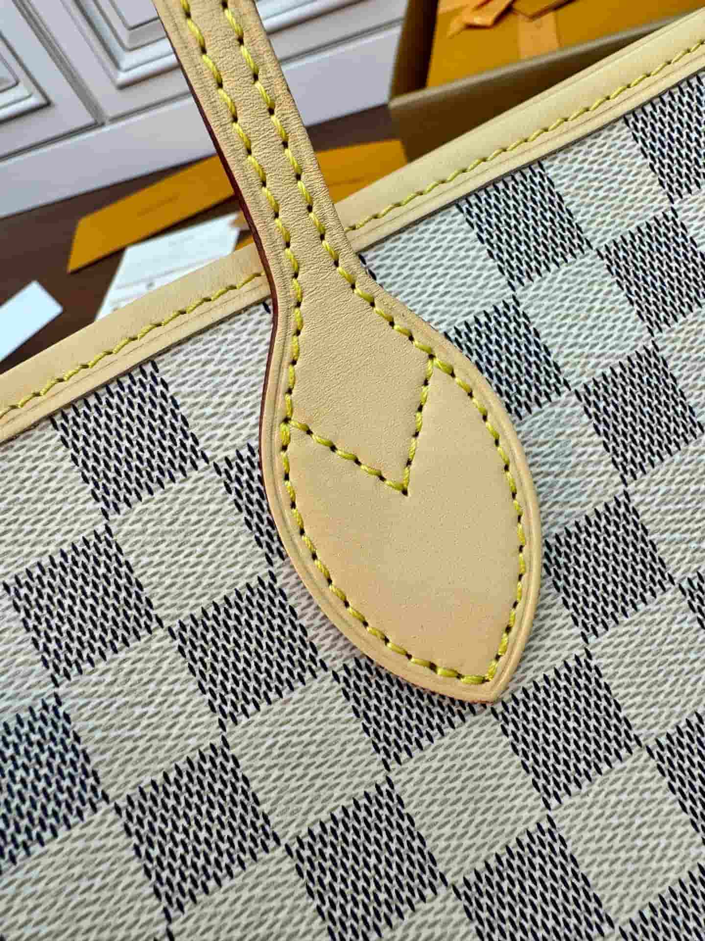 Louis Vuitton Neverfull MM Rose Beige Damier Azur coated canvas N40604 TOP