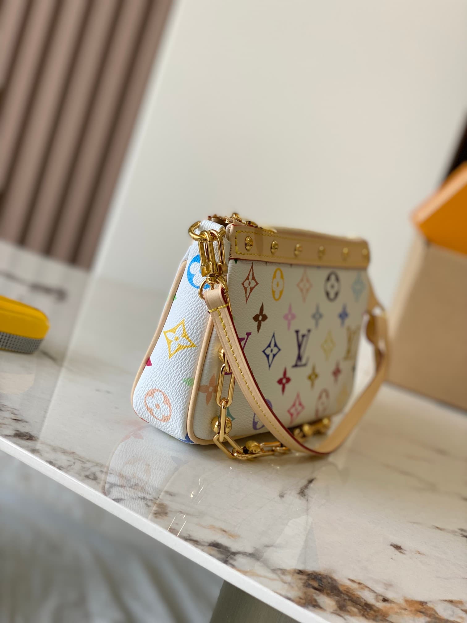 Louis Vuitton x Murakami Bolsa Pochette Accessoires Monogram coated canvas M13404 Top