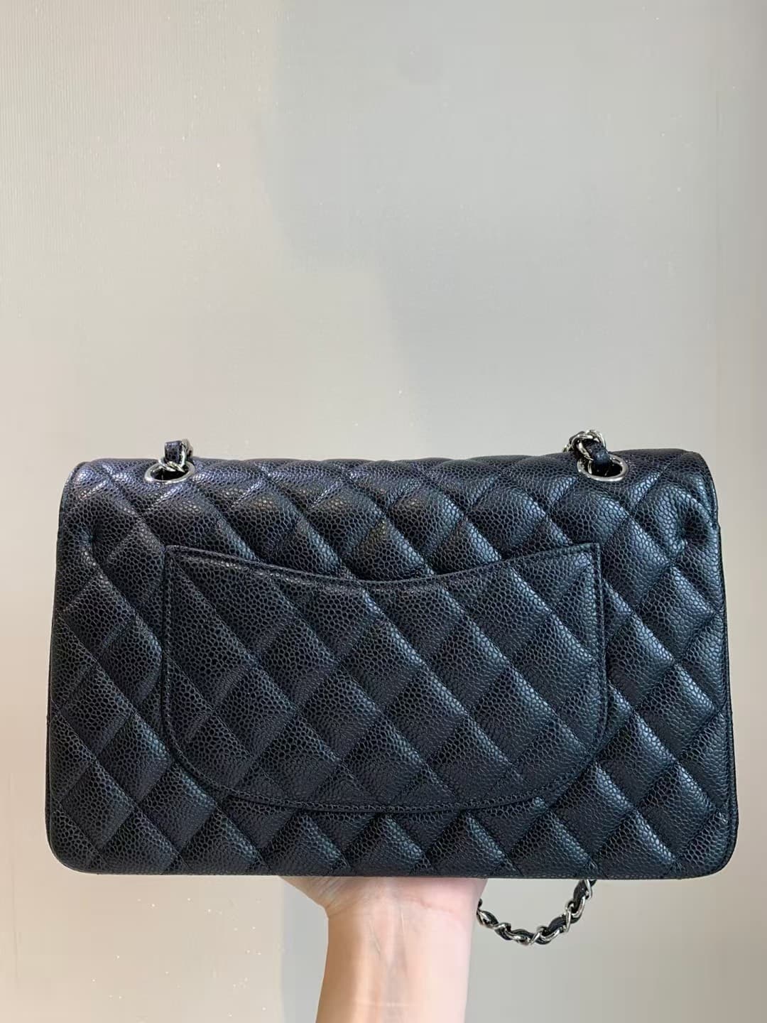 Chanel Medium CLASSIC HANDBAG Grained Calfskin Black Silver Metal TOP