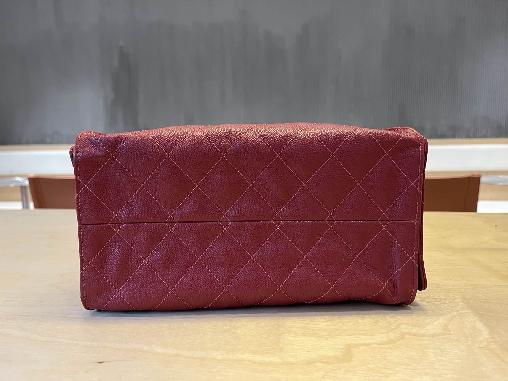 Chanel 25 Small Hobo handbag AS5293 Grained Calfskin & Gold-tone Metal Burgundy A