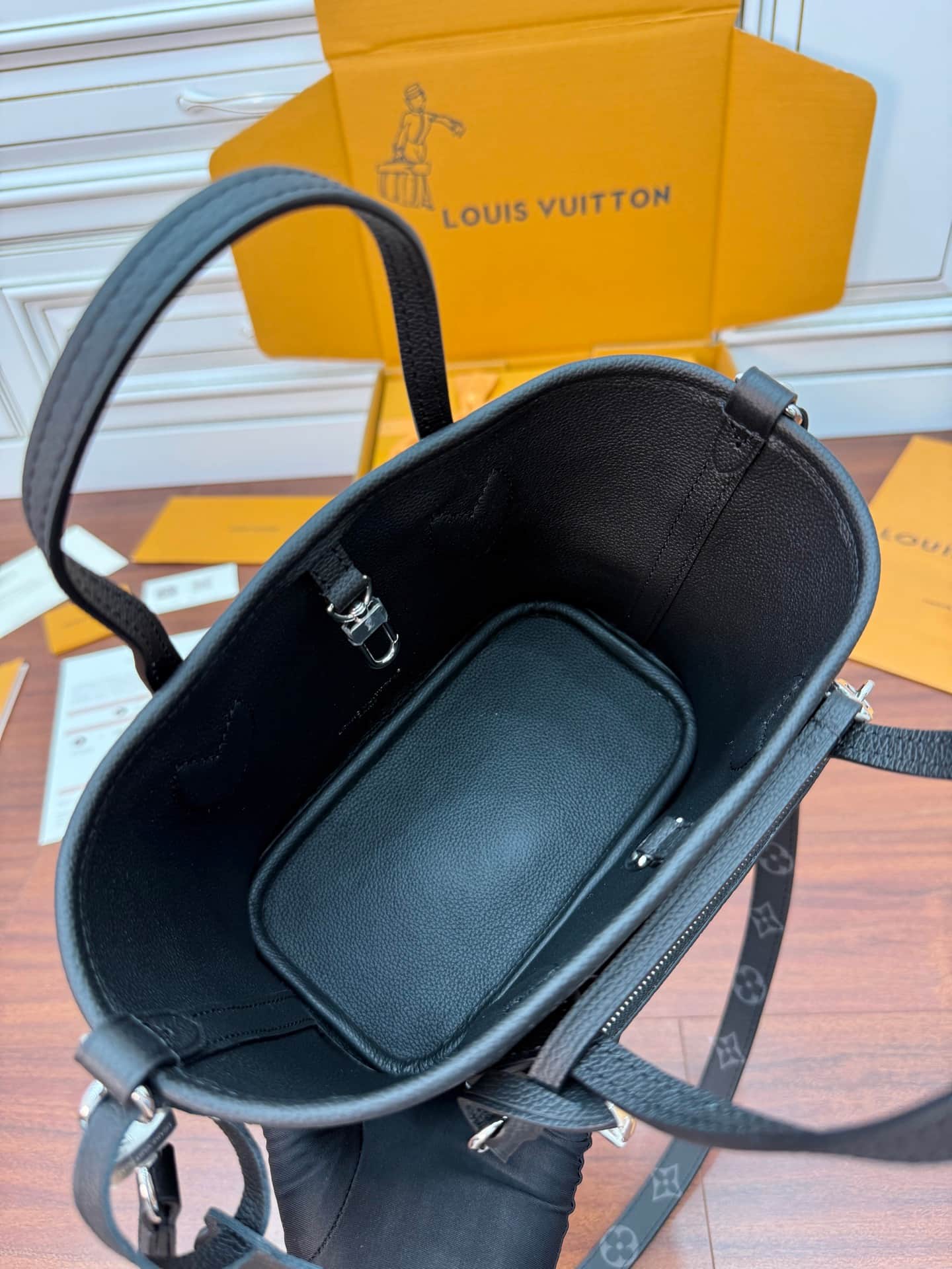 Louis Vuitton Neverfull Bandoulière Inside Out BB Monogram Eclipse/Black Coated canvas M15210 TOP