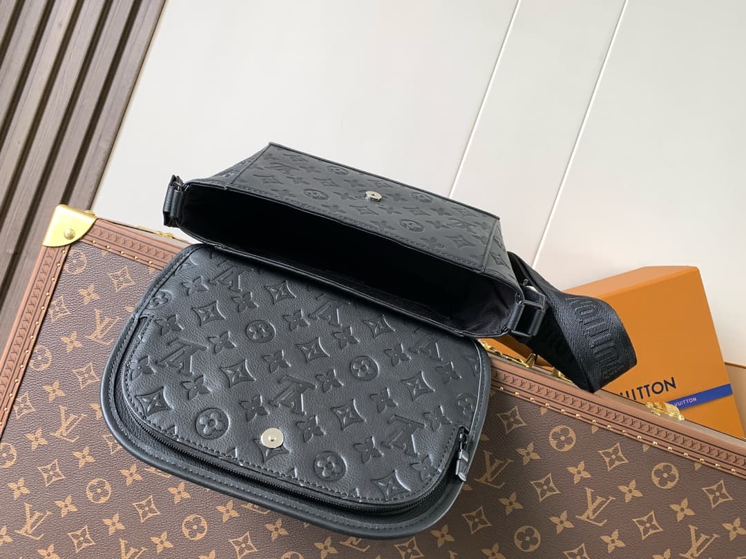 Louis Vuitton Pulse Messenger Black Monogram Shadow embossed calf leather M14874 High