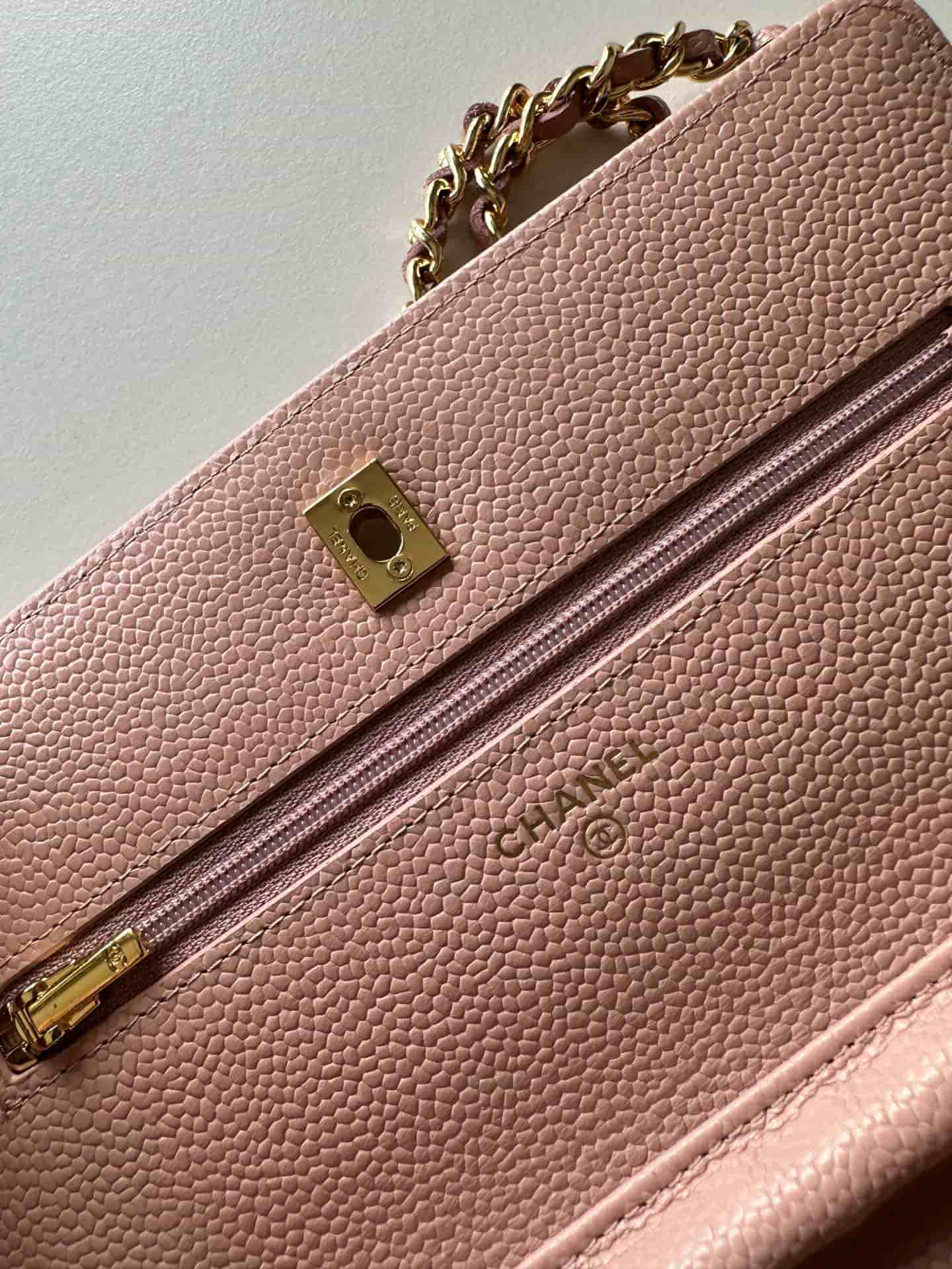 Chanel Classic Wallet on Chain Grained Shiny Calfskin & Gold-Tone Metal AP4241 Light Pink High