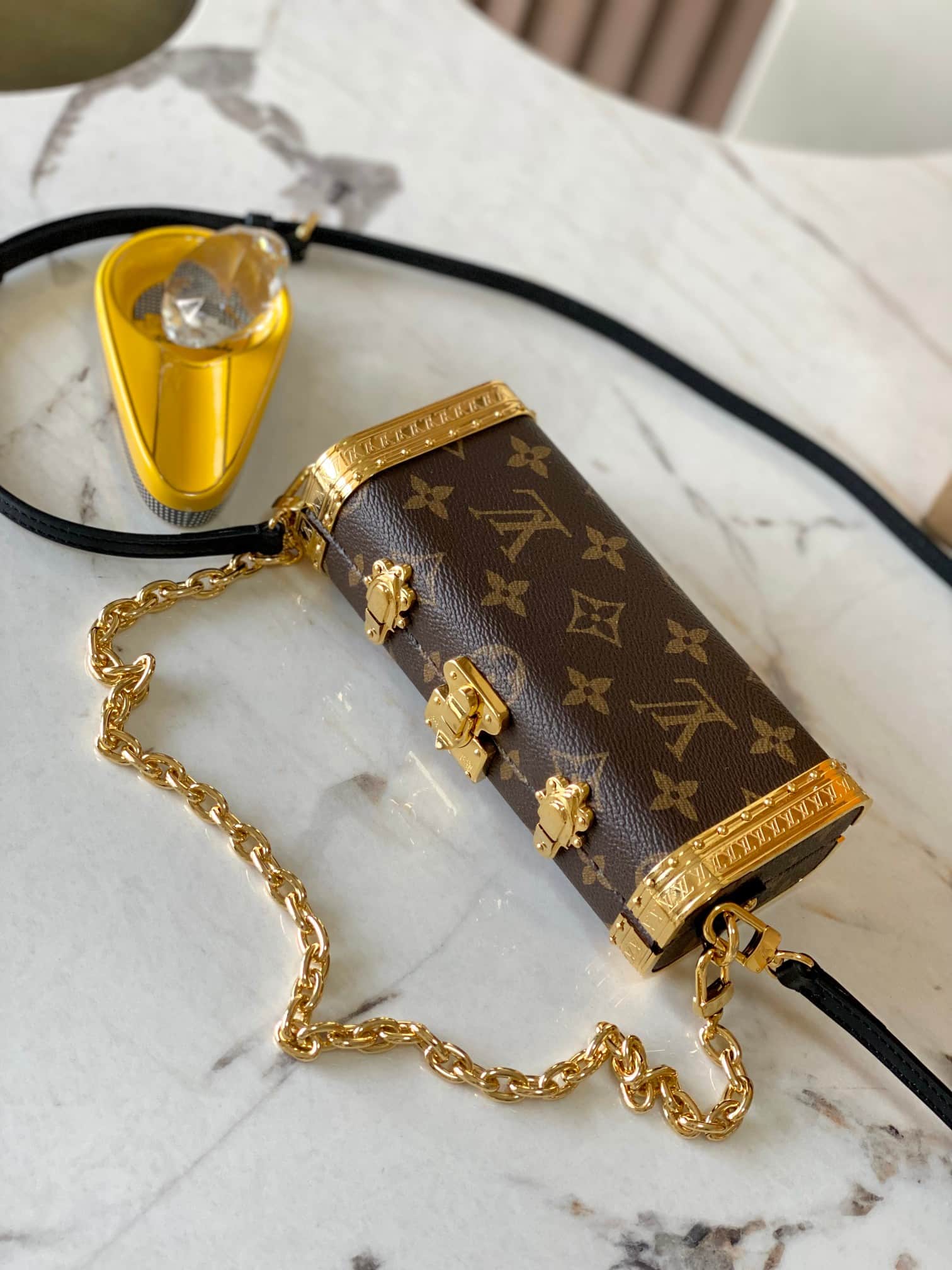 Louis Vuitton Vanity Case PM Monogram coated canvas M46758 Top