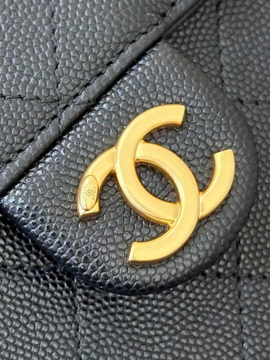 Chanel 25 Small Hobo handbag AS5293 Grained Calfskin & Gold-tone Metal Black TOP